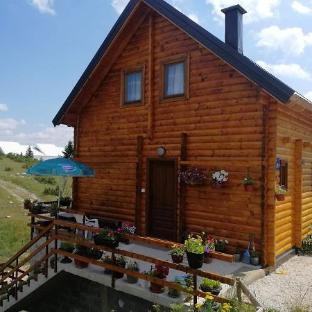 Willa Mountain House Catherine Žabljak Zewnętrze zdjęcie